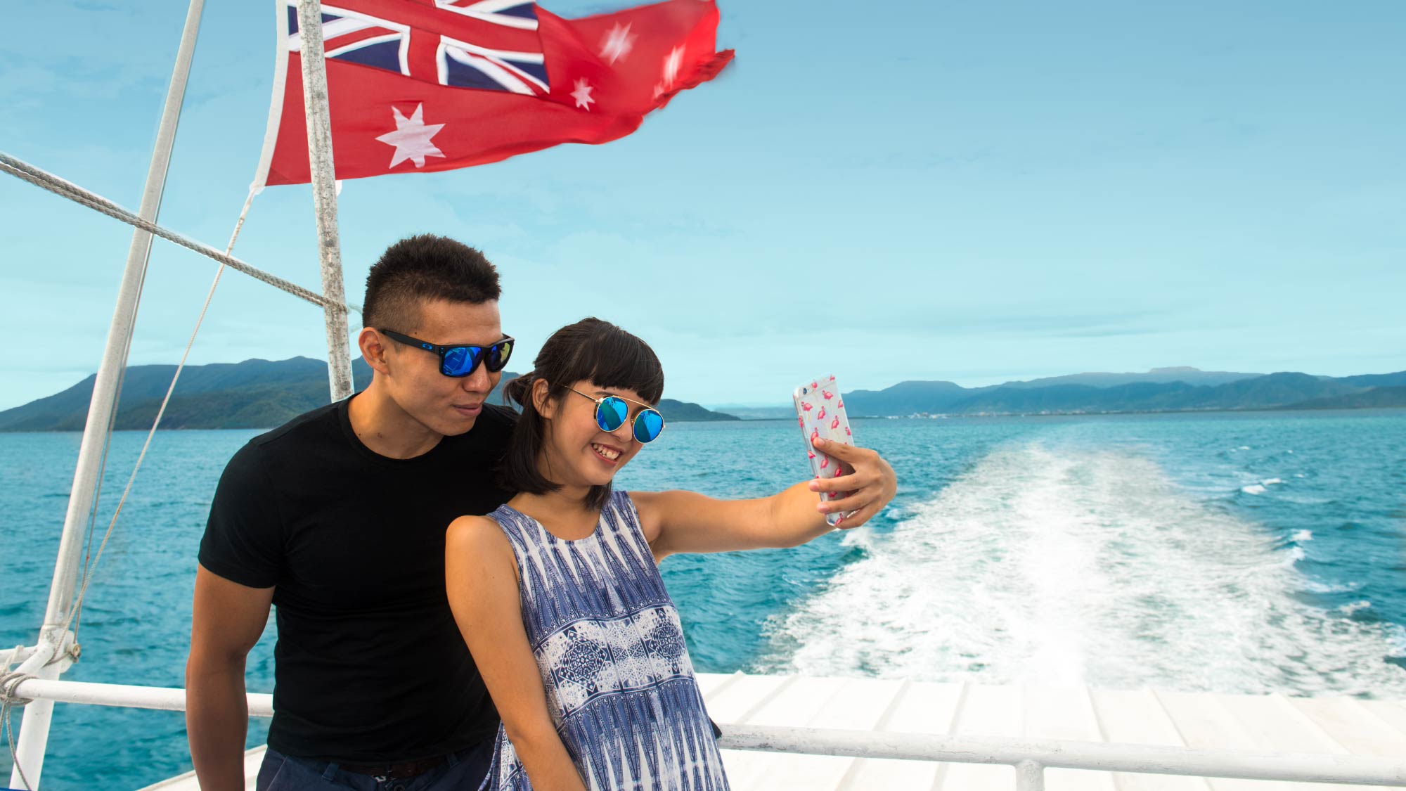Cruise to Great Barrier Reef